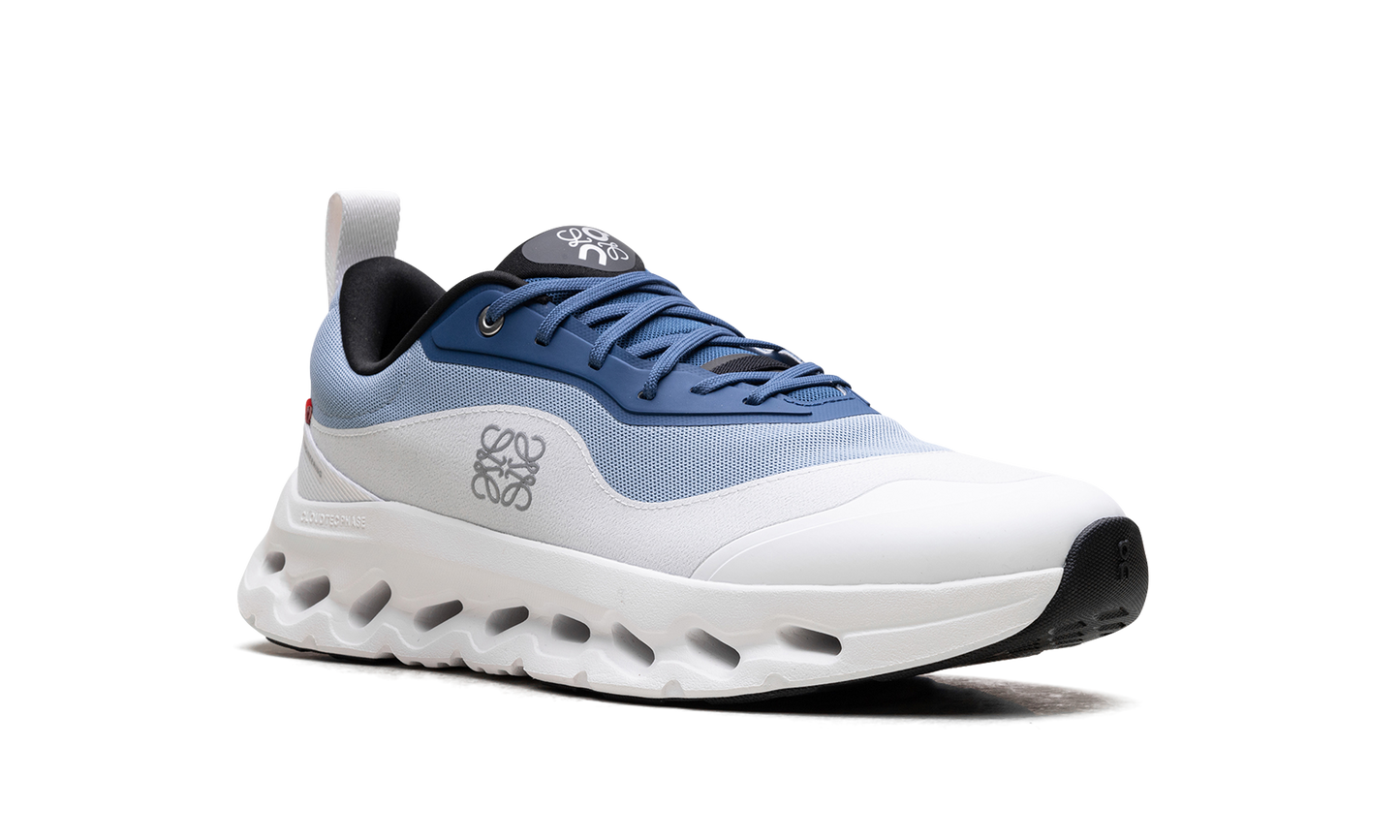 Cloudtilt 2 "LOEWE Blue White"