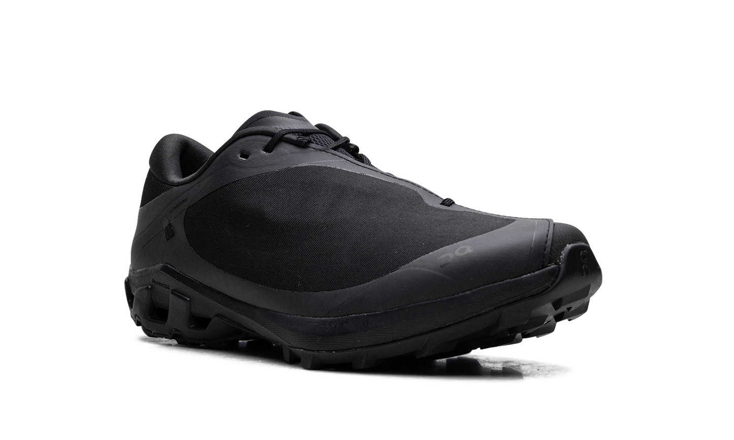 Cloudventure Peak WMNS "Post Archive Faction - Black Magnet"