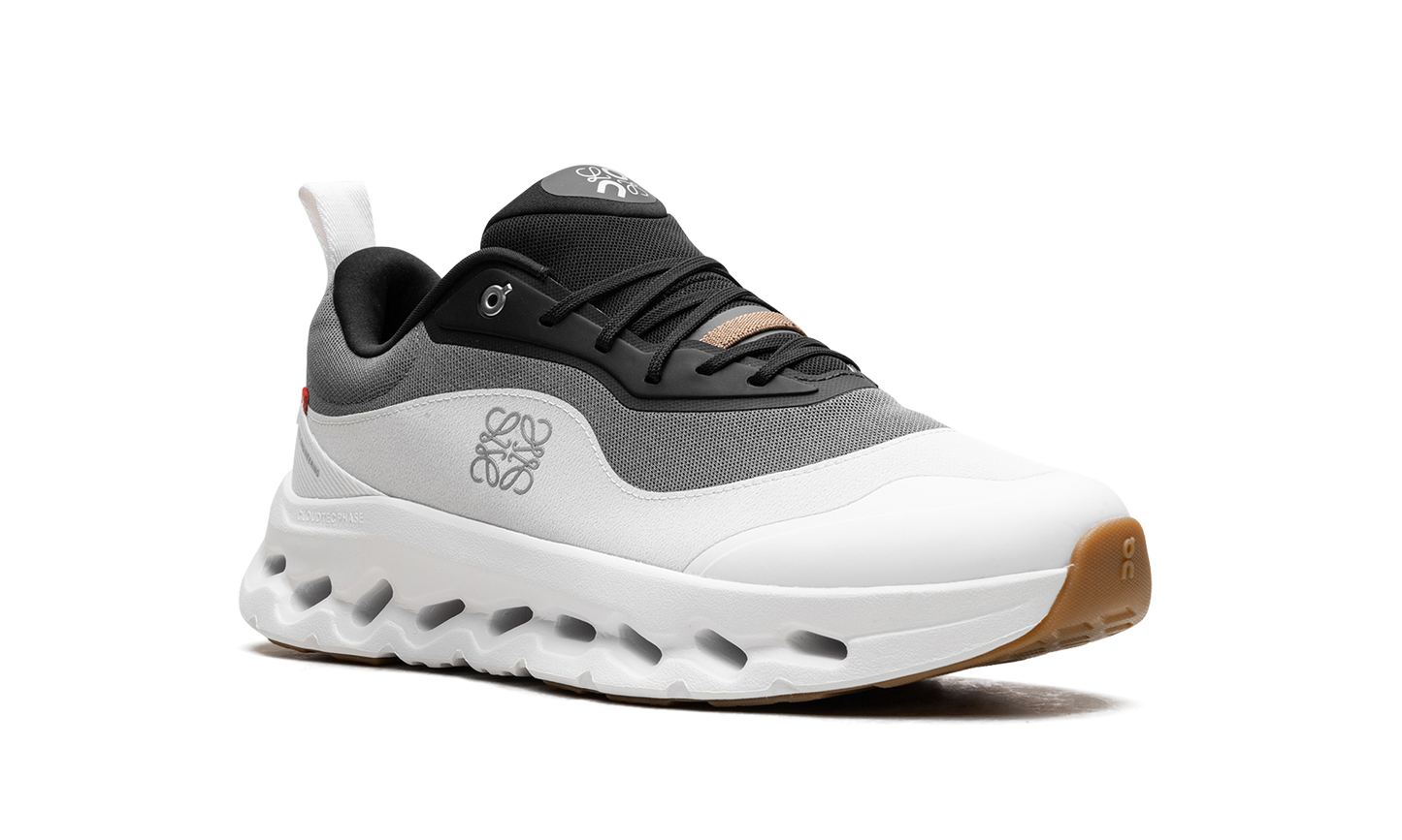 Cloudtilt 2 "LOEWE - Black White"