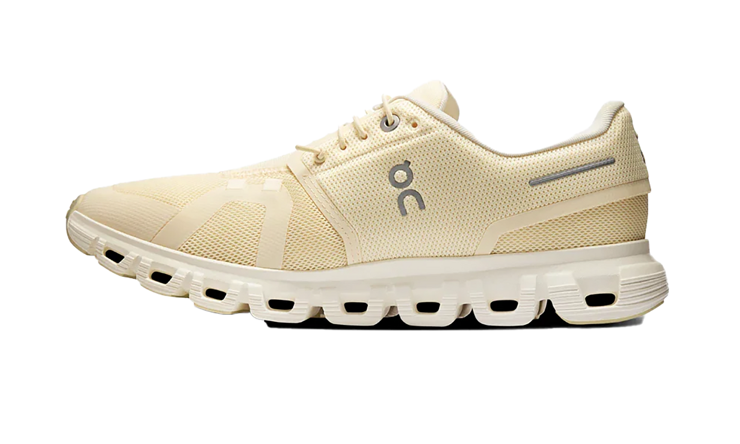 Cloud 6 WMNS "Castor Ivory"