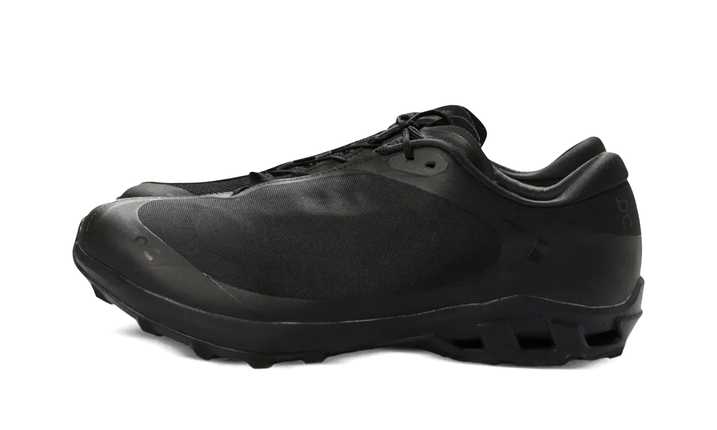 Cloudventure Peak "POST ARCHIVE FACTION - All Black"