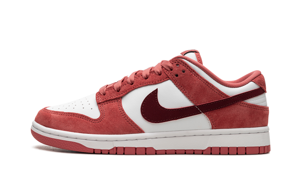 Dunk Low Valentine's Day (2024)