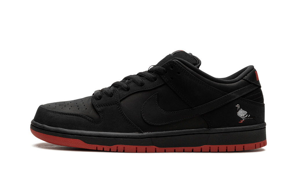 SB Dunk Low Black Pigeon