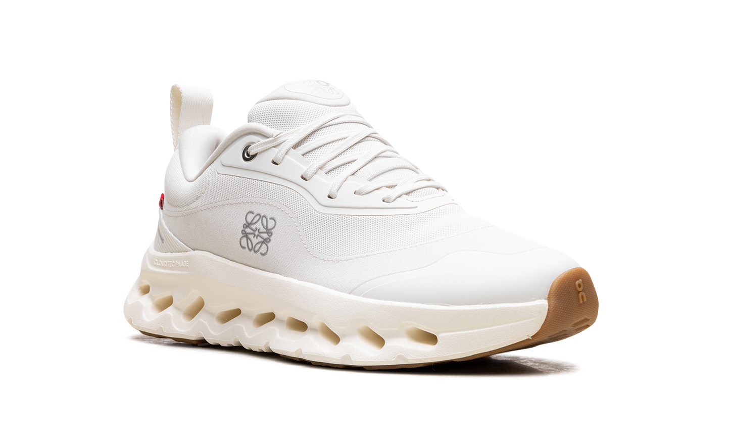 Cloudtilt 2 WMNS "LOEWE All White"