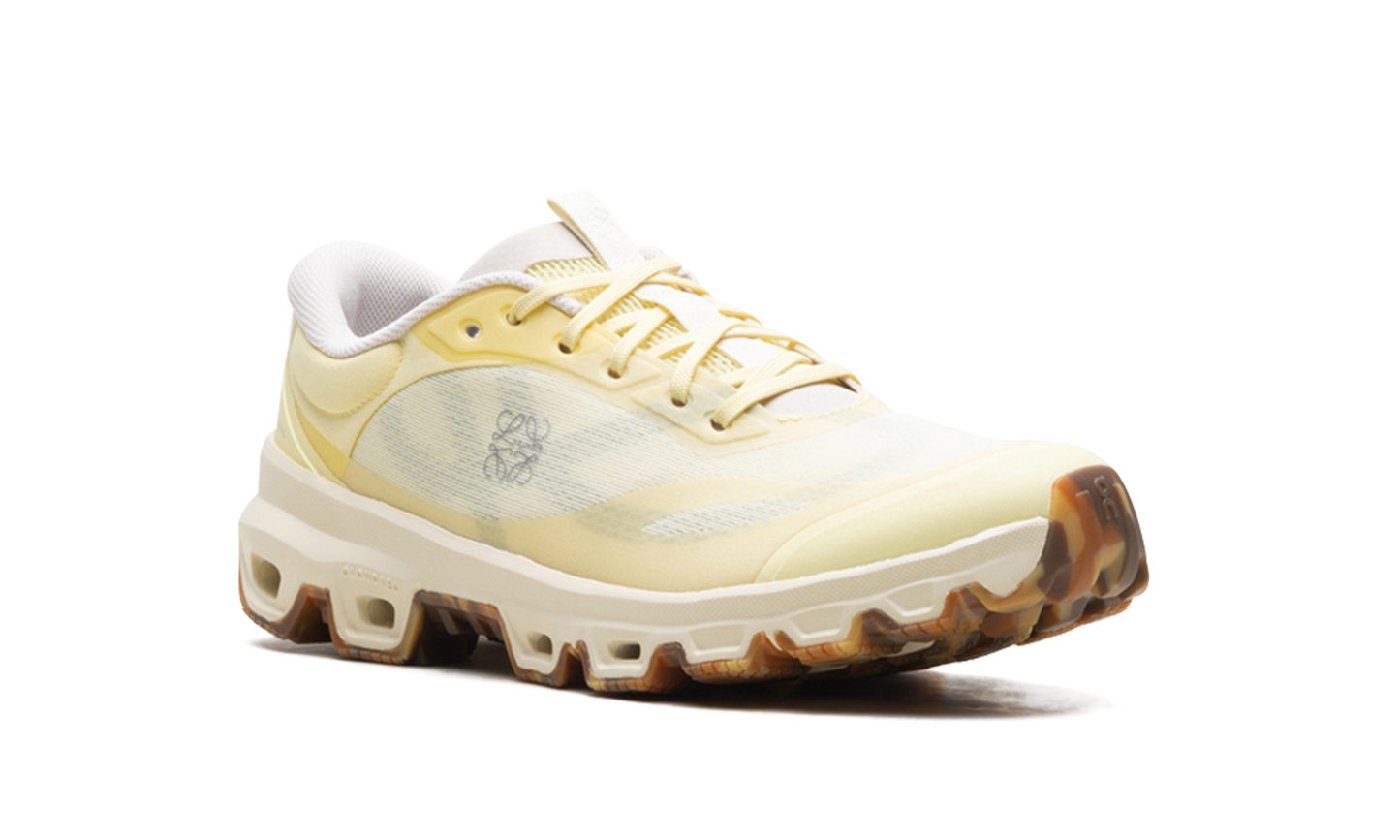 Cloudventure 2 "LOEWE - Yellow Tan Grey"