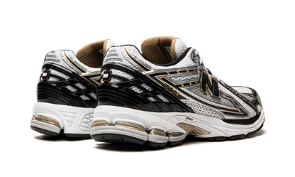 1906R  "White / Gold"