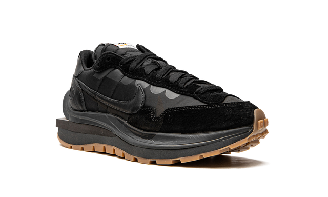 Vaporwaffle Sacai Black Gum