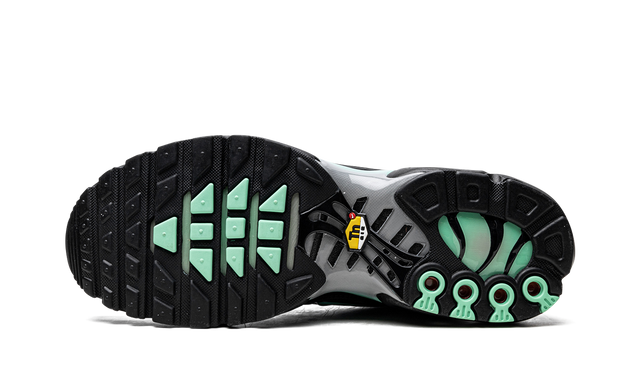 Air Max Plus Spirograph