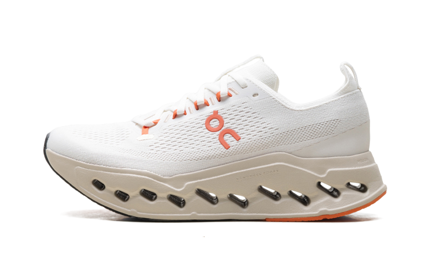 Cloudsurfer Max WMNS "Ivory / Salmon"