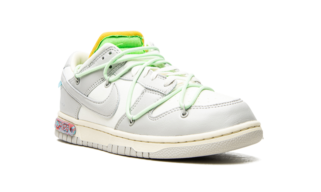 Dunk Low Off White Lot 07:50