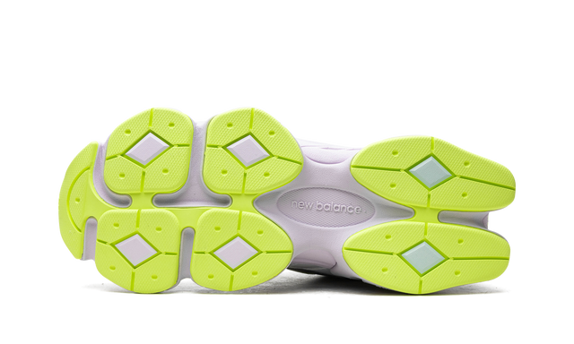 9060 White Sier Metalic Taro