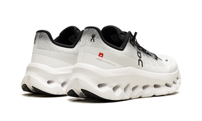 Cloudtilt Black/Ivory