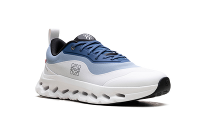 Cloudtilt 2 "LOEWE Blue White"