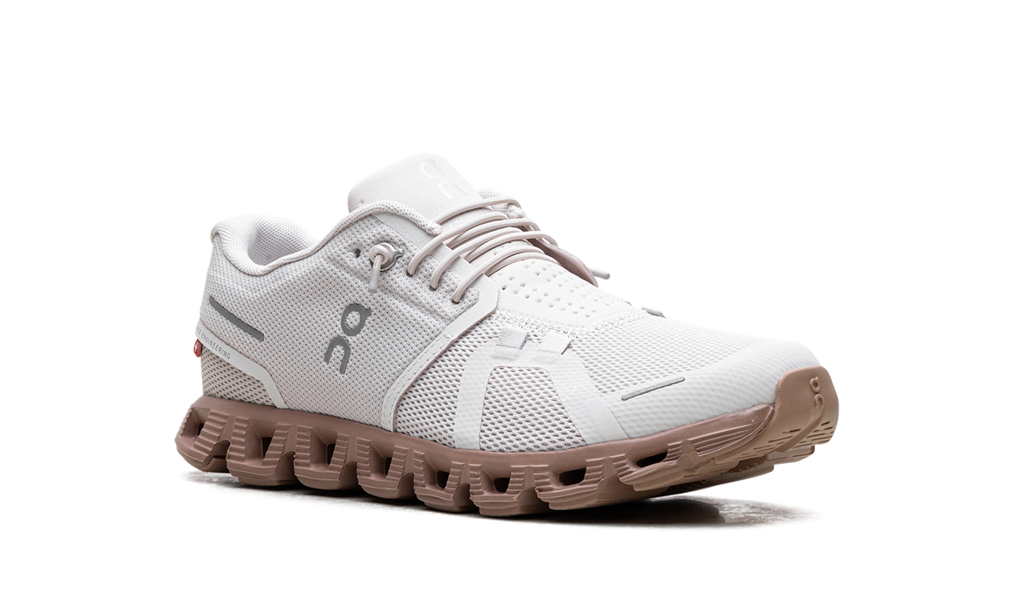 On Cloud 5 WMNS "Sand Rosebrown"