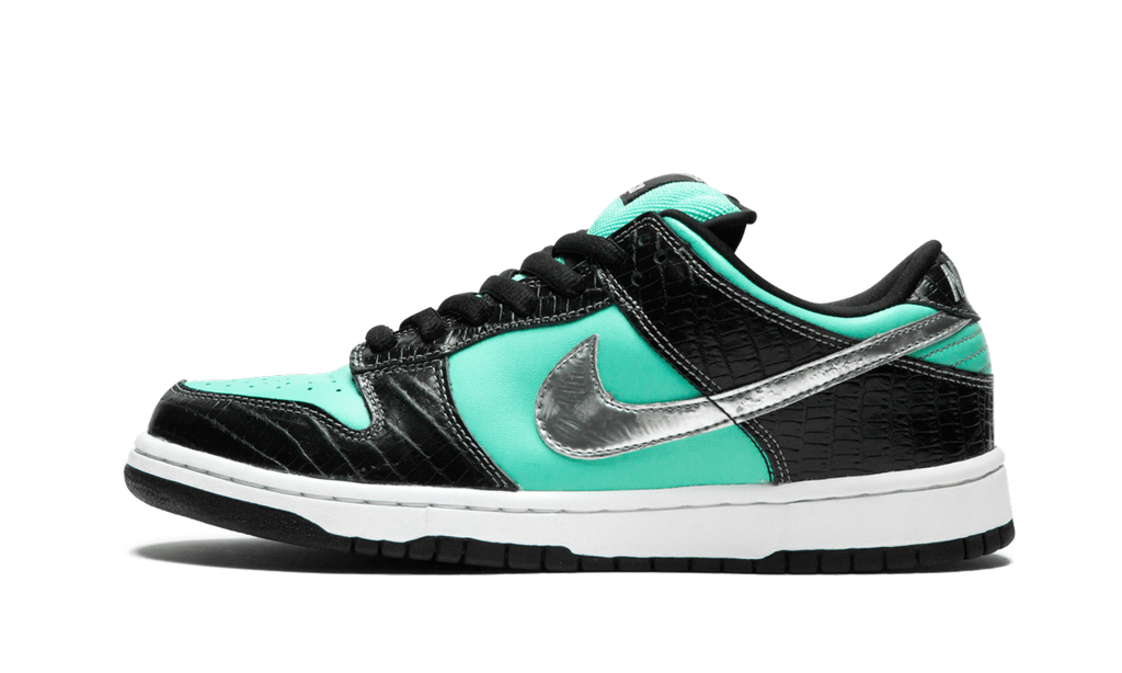 SB Dunk Low Diamond Supply Co. Aqua Blue