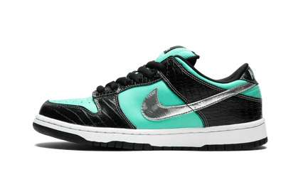 SB Dunk Low Diamond Supply Co. Aqua Blue