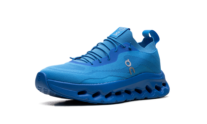 Cloudtilt "LOEWE - Blue"