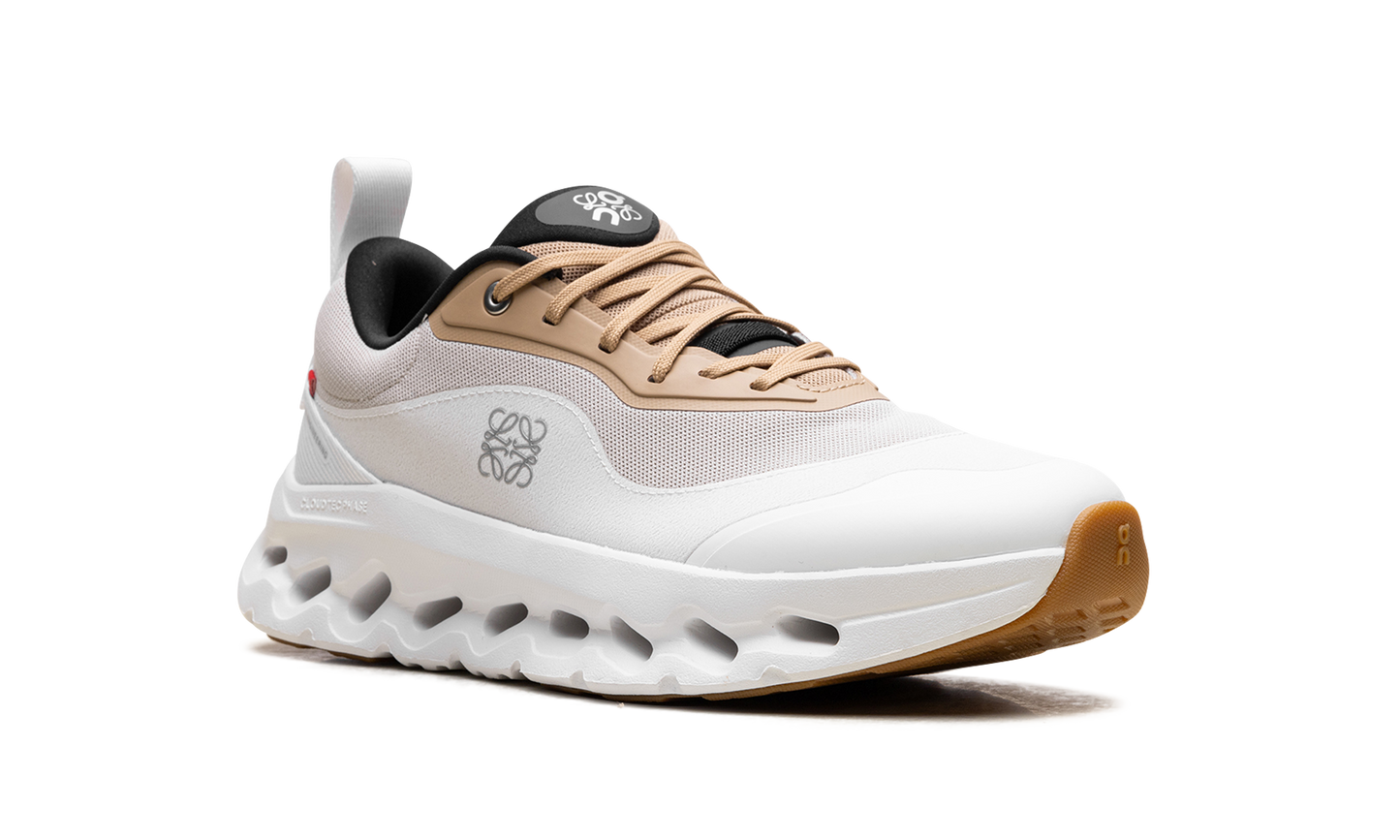 Cloudtilt 2 WMNS "LOEWE Tan White Gum"