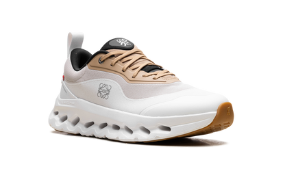 Cloudtilt 2 WMNS "LOEWE Tan White Gum"