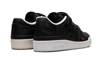 Forum Low Black