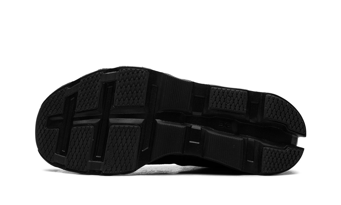 Cloudmonster "POST ARCHIVE FACTION - Black Magnet"