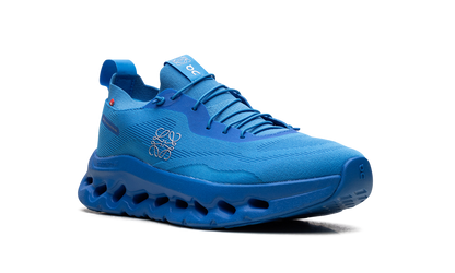 Cloudtilt "LOEWE - Blue"