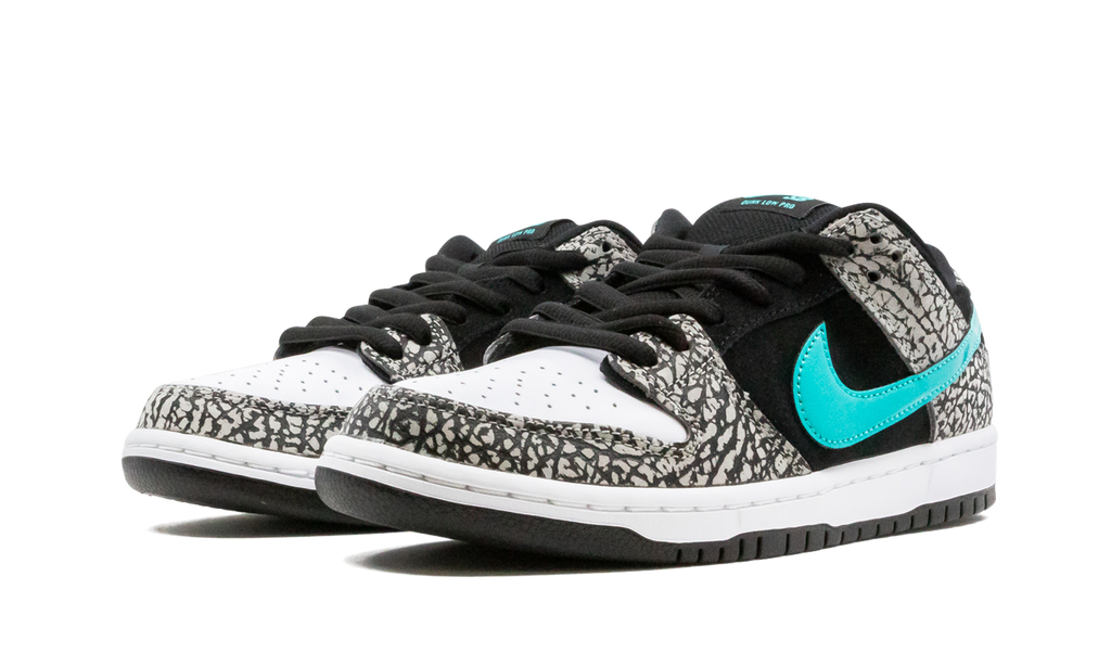 SB Dunk Low Atmos Elephant