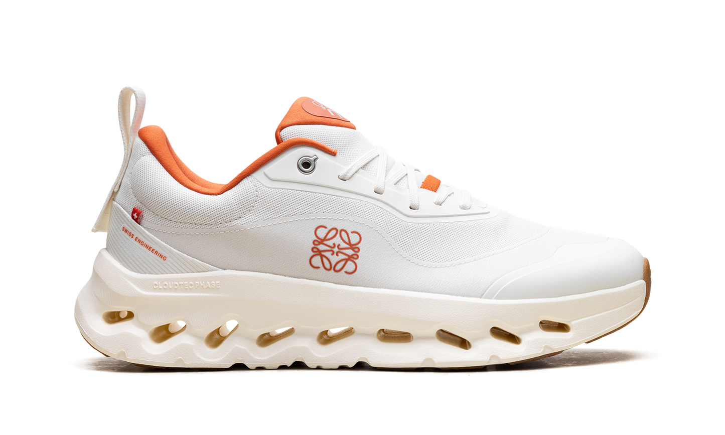 Cloudtilt 2 "LOEWE White Orange"