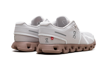 On Cloud 5 WMNS "Sand Rosebrown"