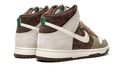 Dunk High Light Chocolate
