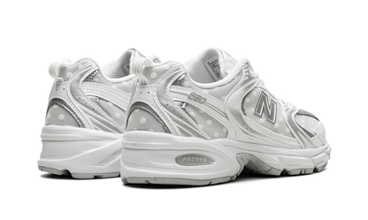 530 Sier Metallic Polka Dots