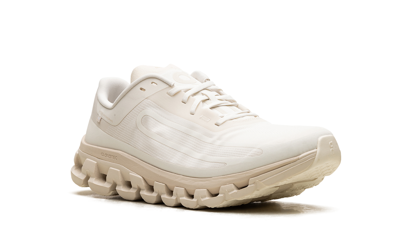 Cloudflow 4 WMNS "IKON White Moon"