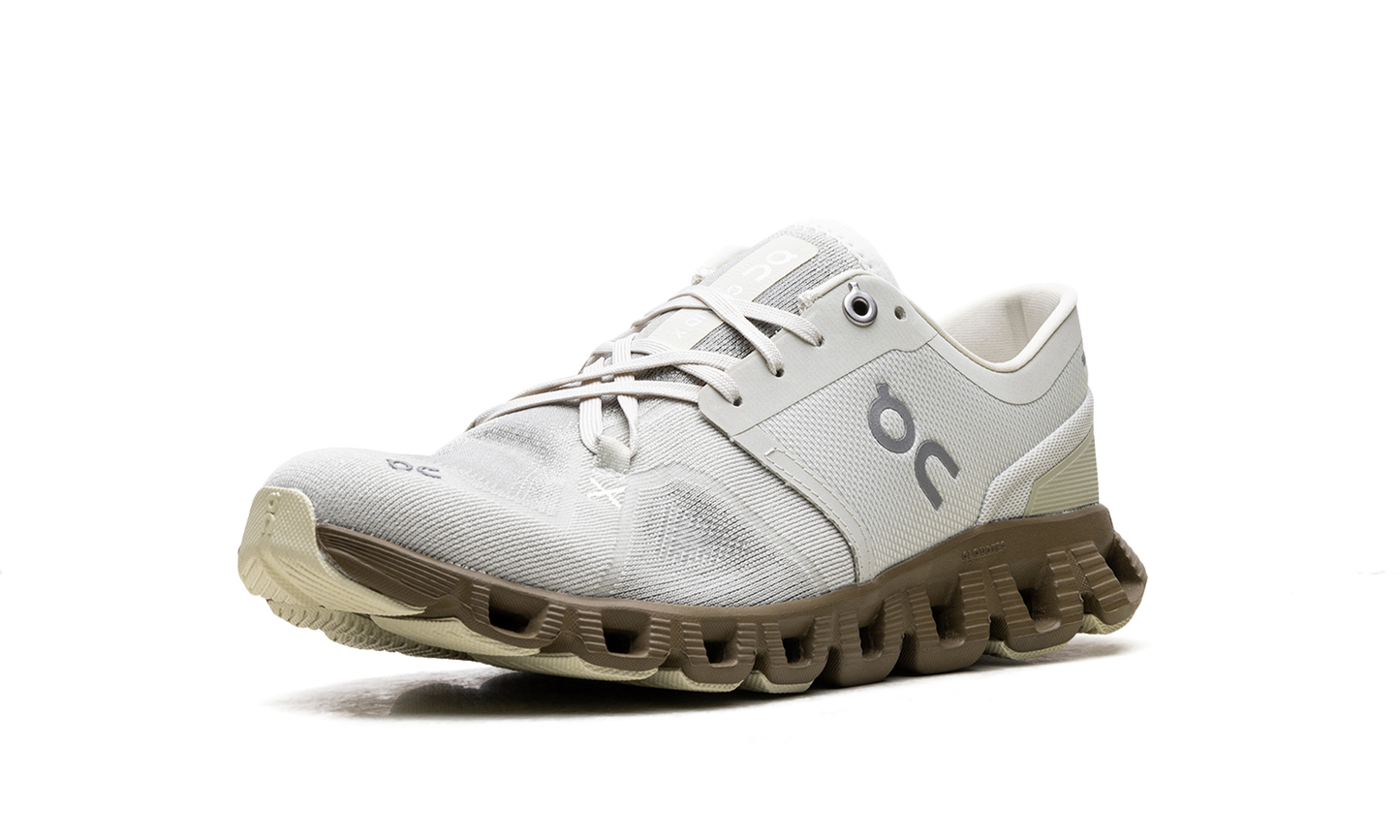 On Cloud X 3 WMNS "Aloe/Hunter"