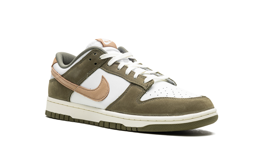 Dunk Low Premium Medium Olive Hemp