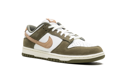 Dunk Low Premium Medium Olive Hemp