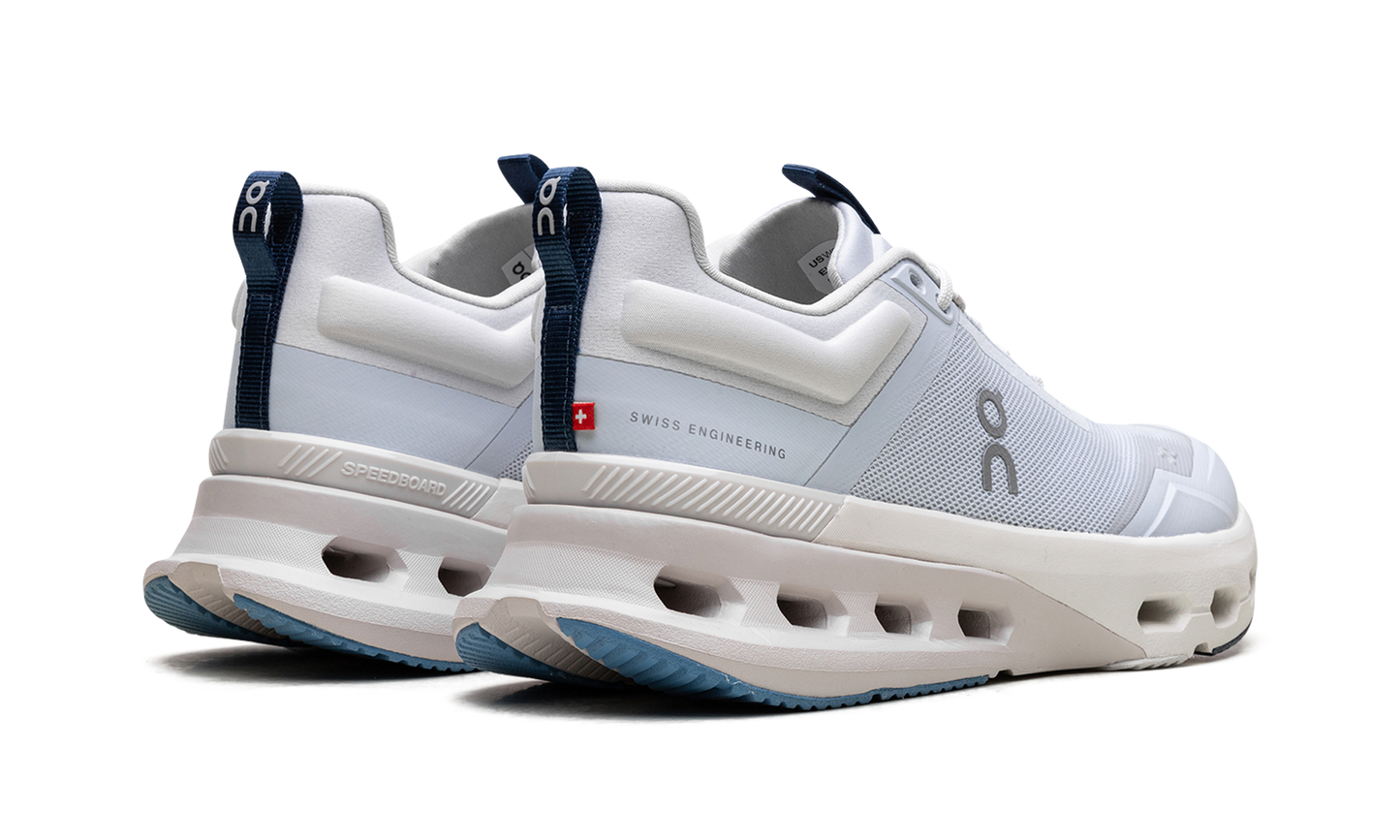 Cloudnova X WMNS "Arctic Niagara"