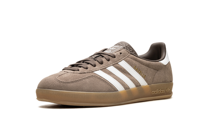 Gazelle Indoor Earth Strata White Gold Metallic