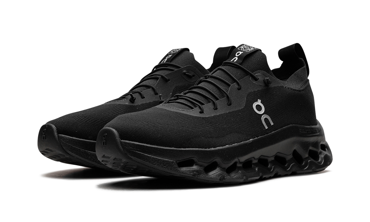 Cloudtilt "LOEWE All Black"