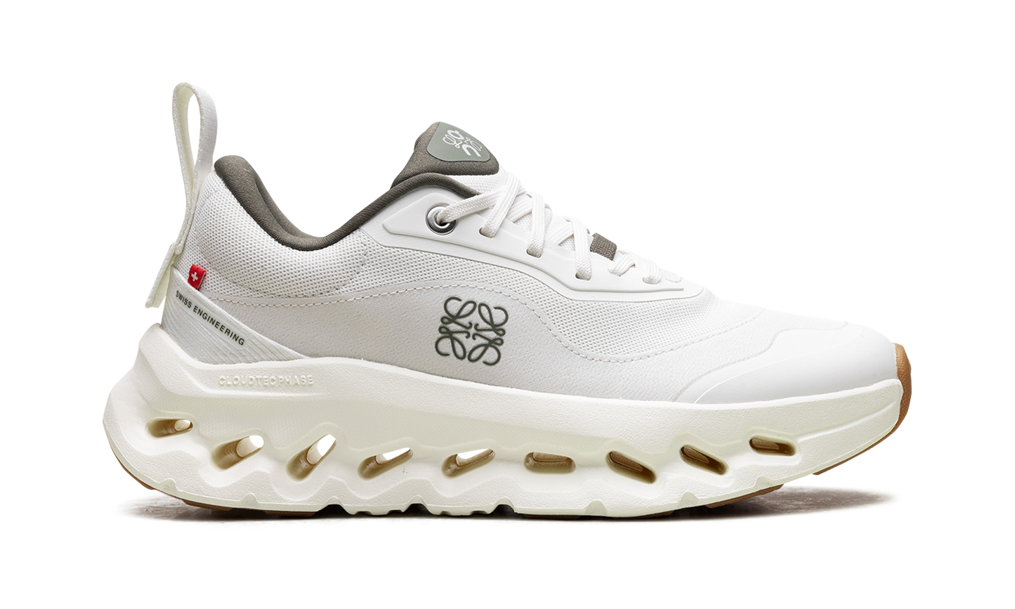 Cloudtilt 2 WMNS "LOEWE - White Khaki"