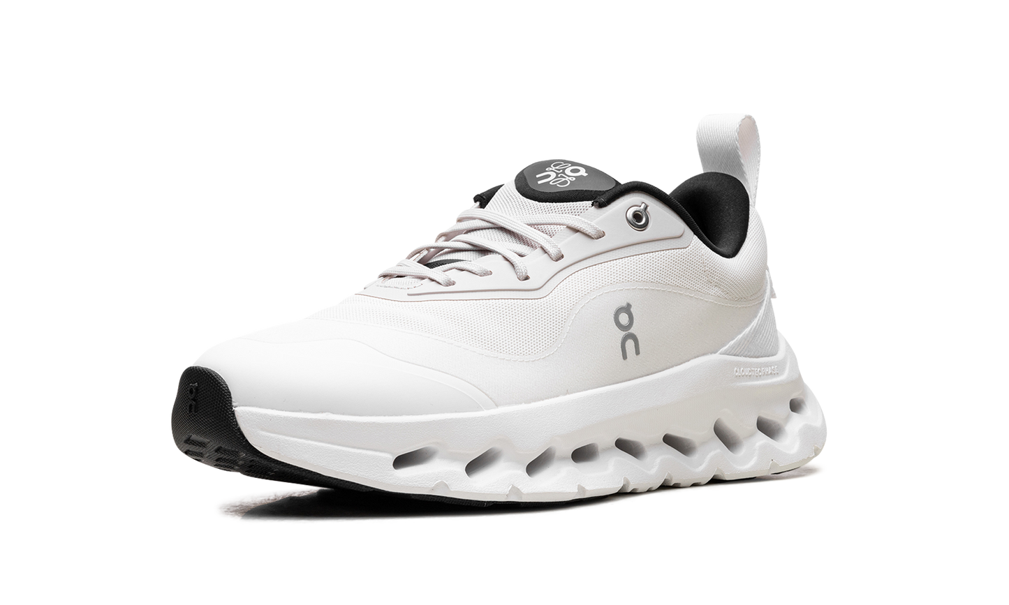 Cloudtilt 2 "LOEWE Sand White"