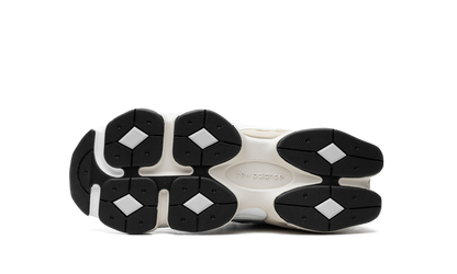 9060 Rain Cloud Grey