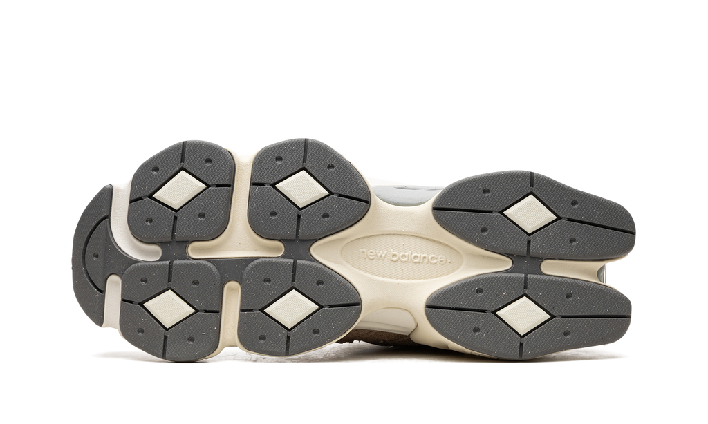 9060 Driftwood Stone Pink Sea Salt