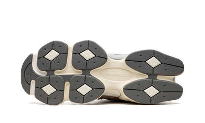 9060 Driftwood Stone Pink Sea Salt