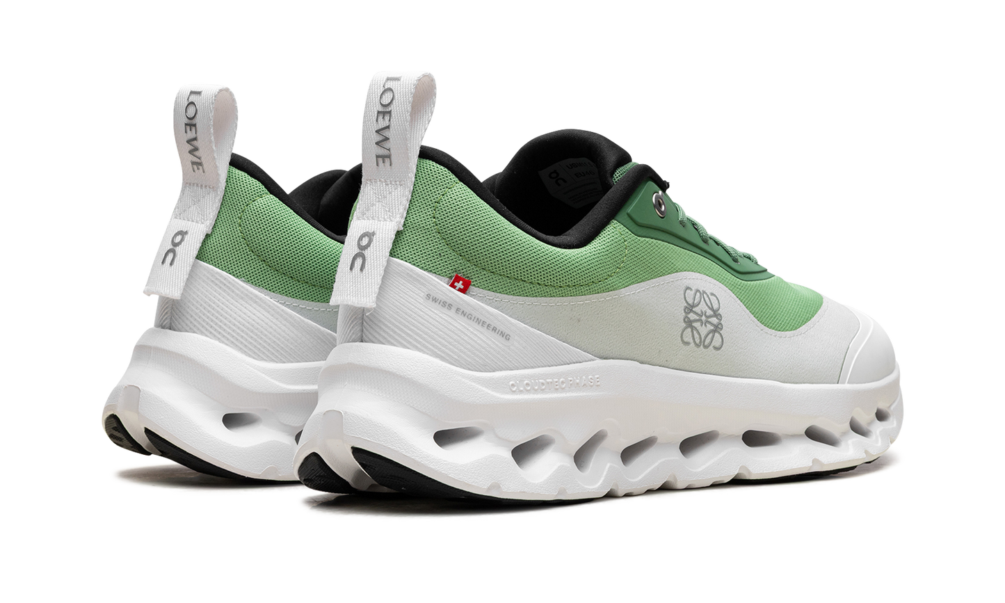 Cloudtilt 2 "LOEWE - Green White"