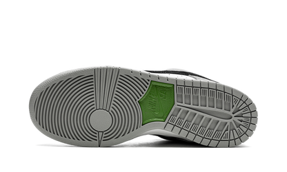 SB Dunk Low Chlorophyll