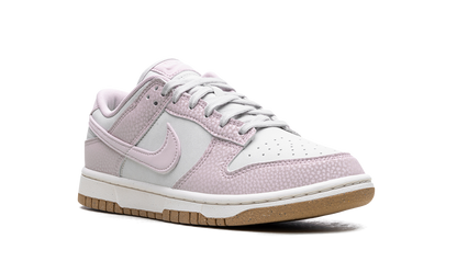Dunk Low Light Violet