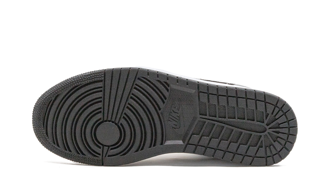 1 Low Light Smoke Grey