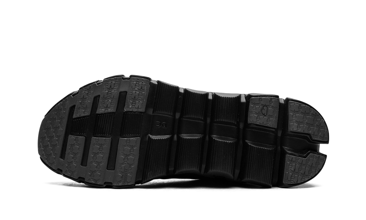 Cloudflow 4 WMNS "IKON Magnet Black"