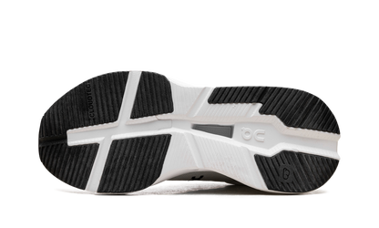 On Cloudnova X WMNS "White Black"