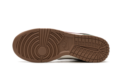 Dunk Low Gorge Green